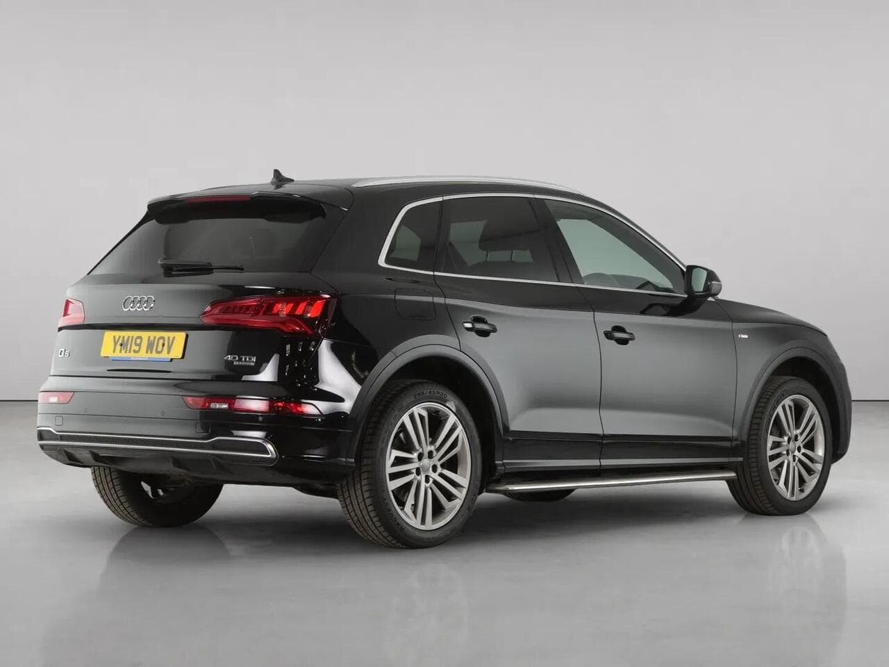 Audi Q5 thumbnail Rear Right