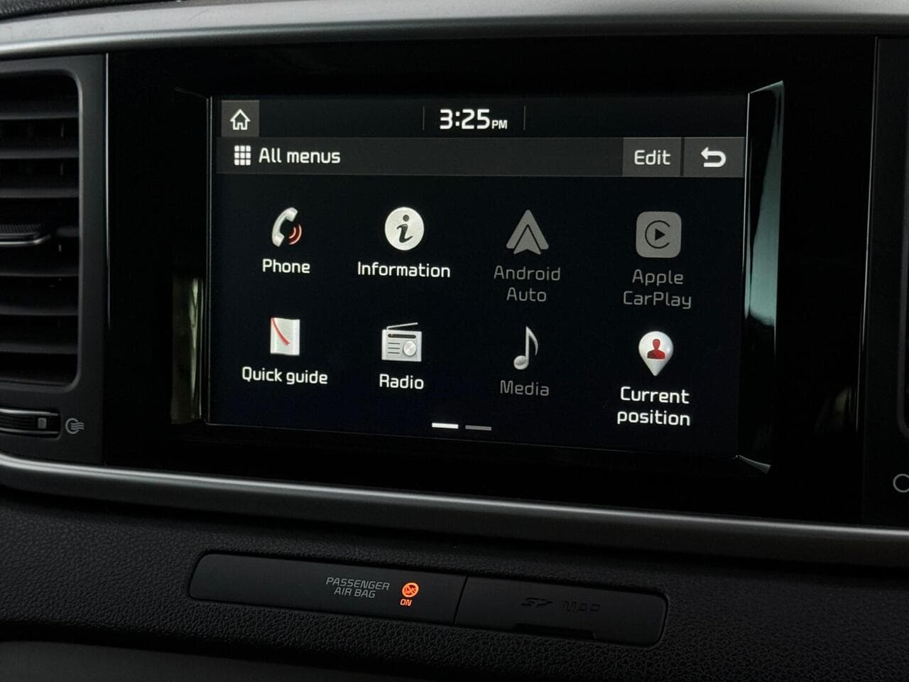 Kia Sportage thumbnail Infotainment System