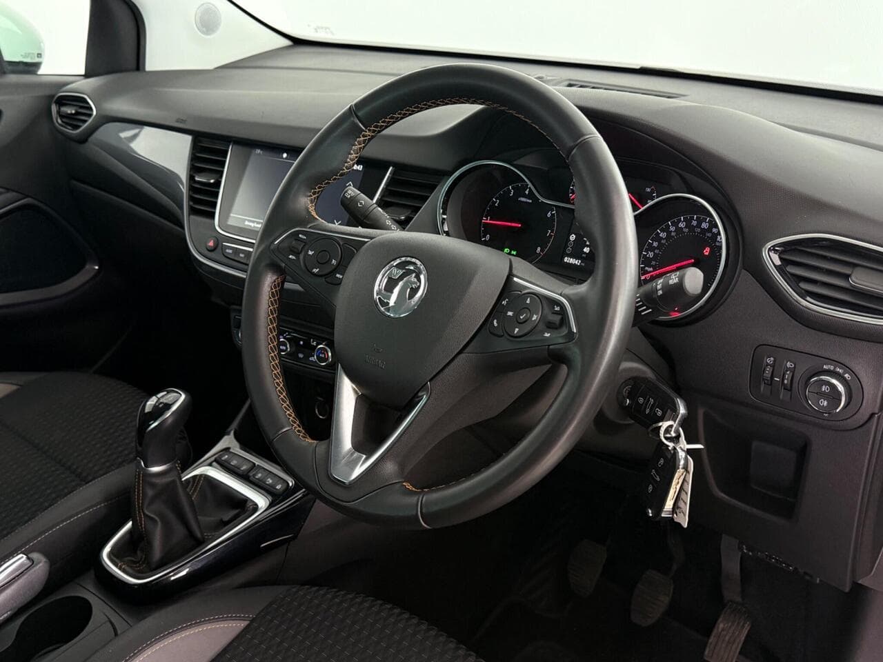 Vauxhall Crossland X thumbnail Steering Wheel
