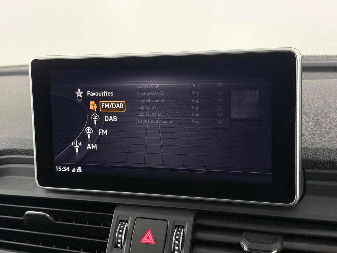 Audi Q5 thumbnail Infotainment System