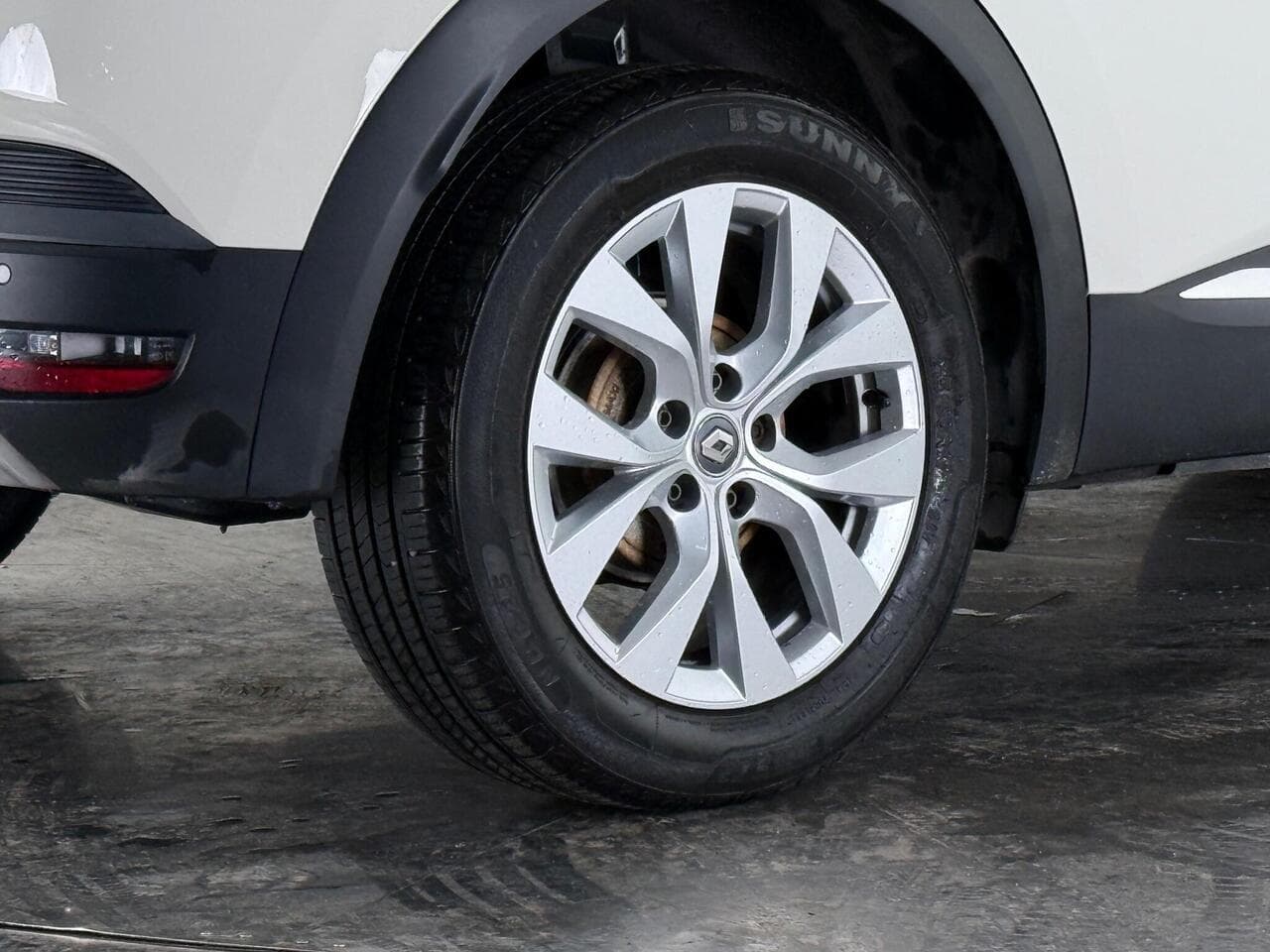 Renault Captur thumbnail Wheel