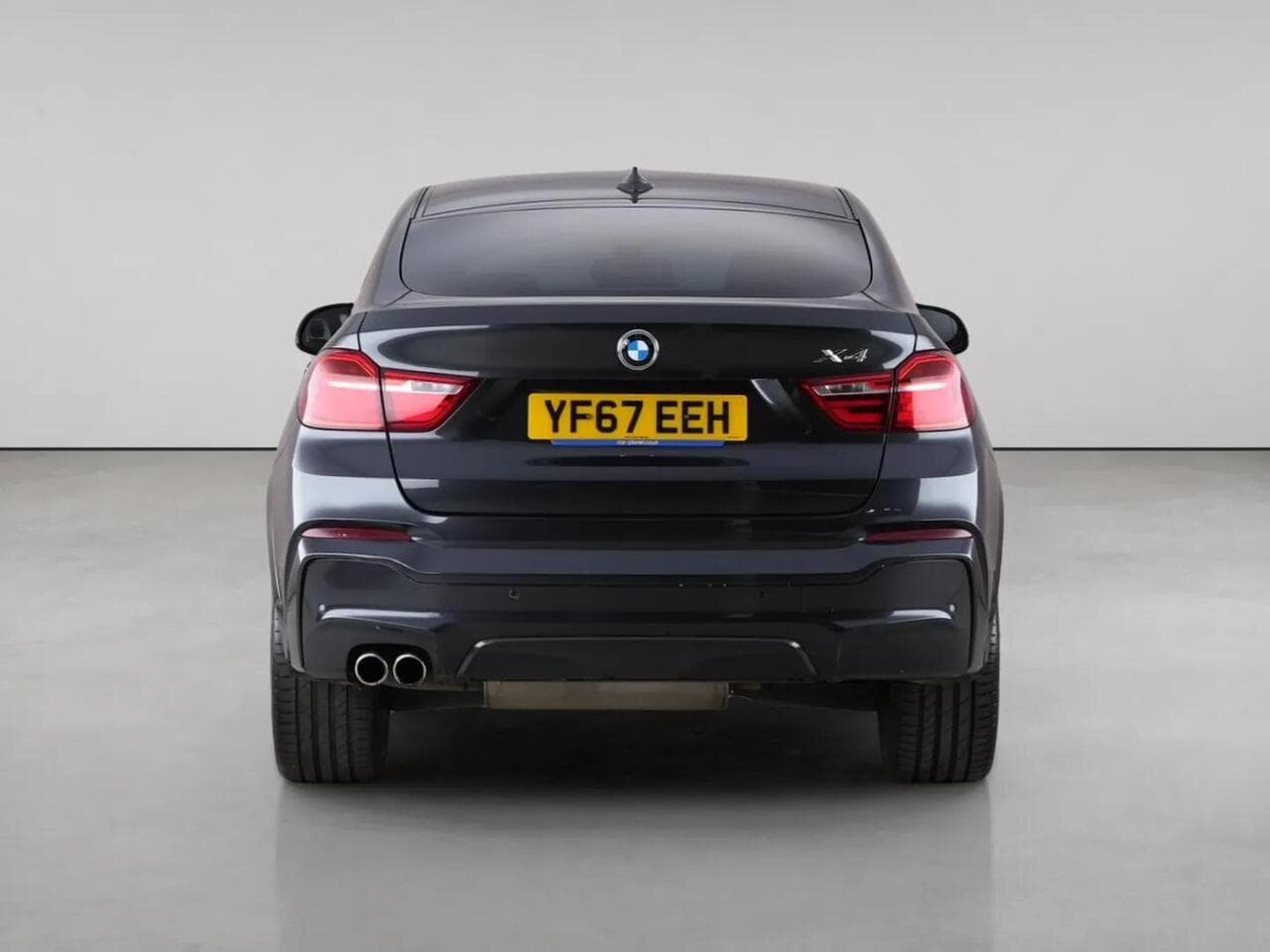BMW X4 thumbnail Rear