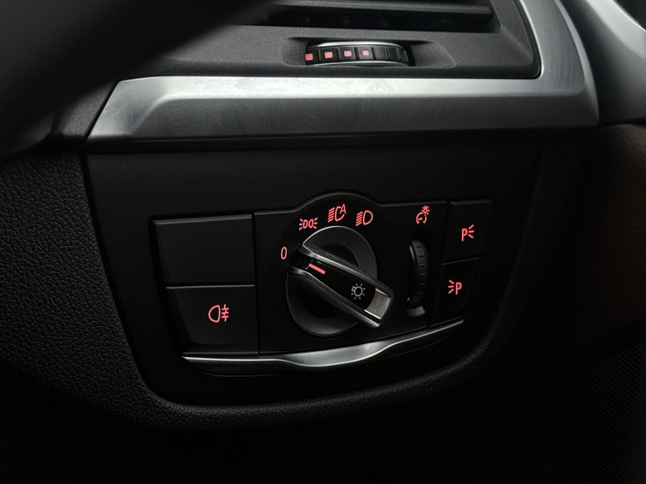 BMW X3 thumbnail Misc Controls