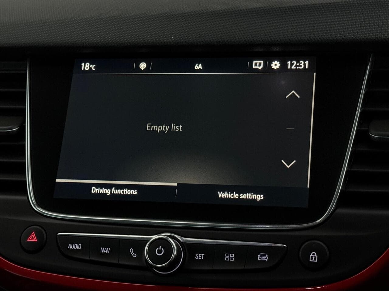 Vauxhall Crossland thumbnail Infotainment System