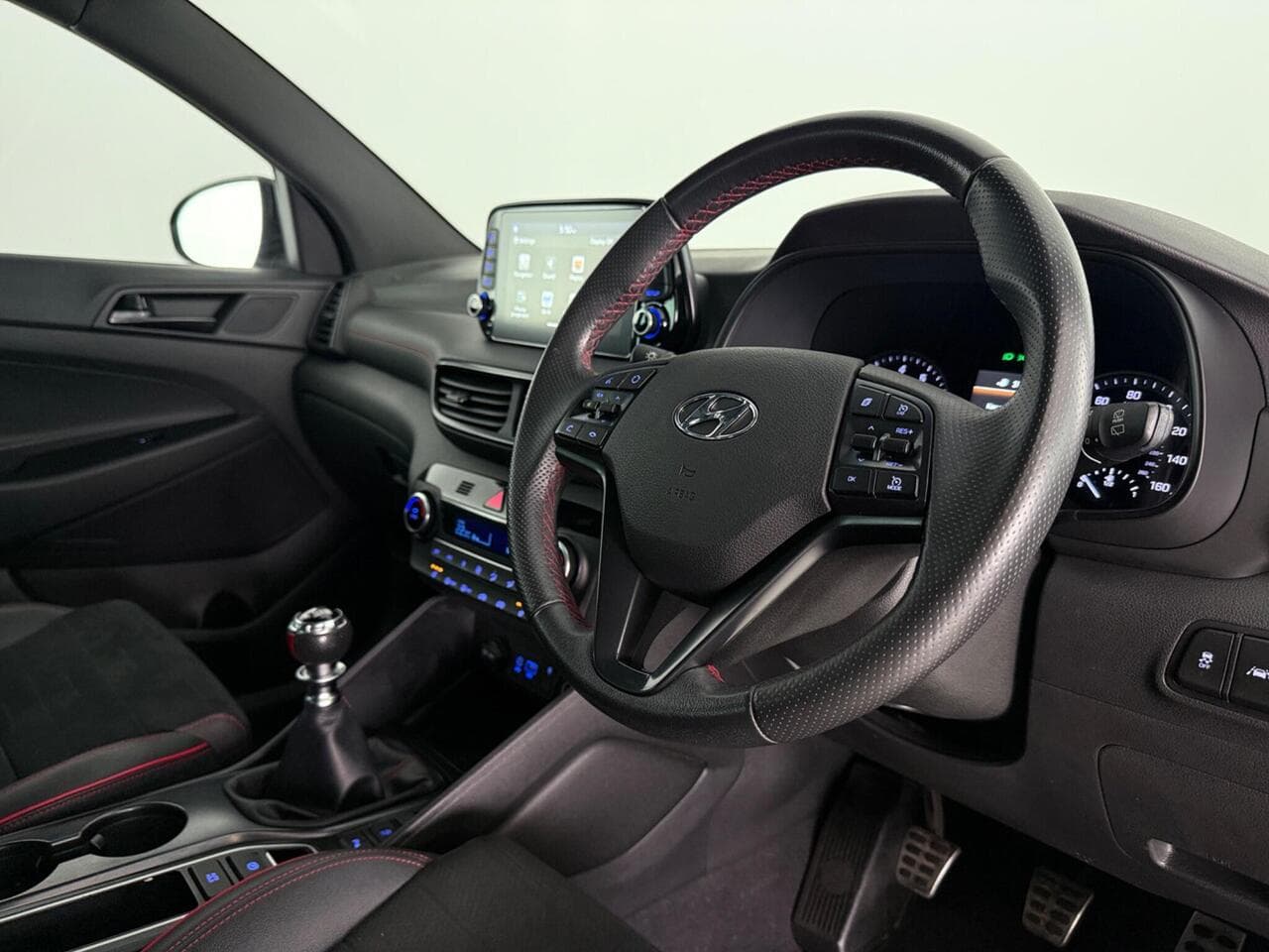 Hyundai TUCSON thumbnail Interior Front