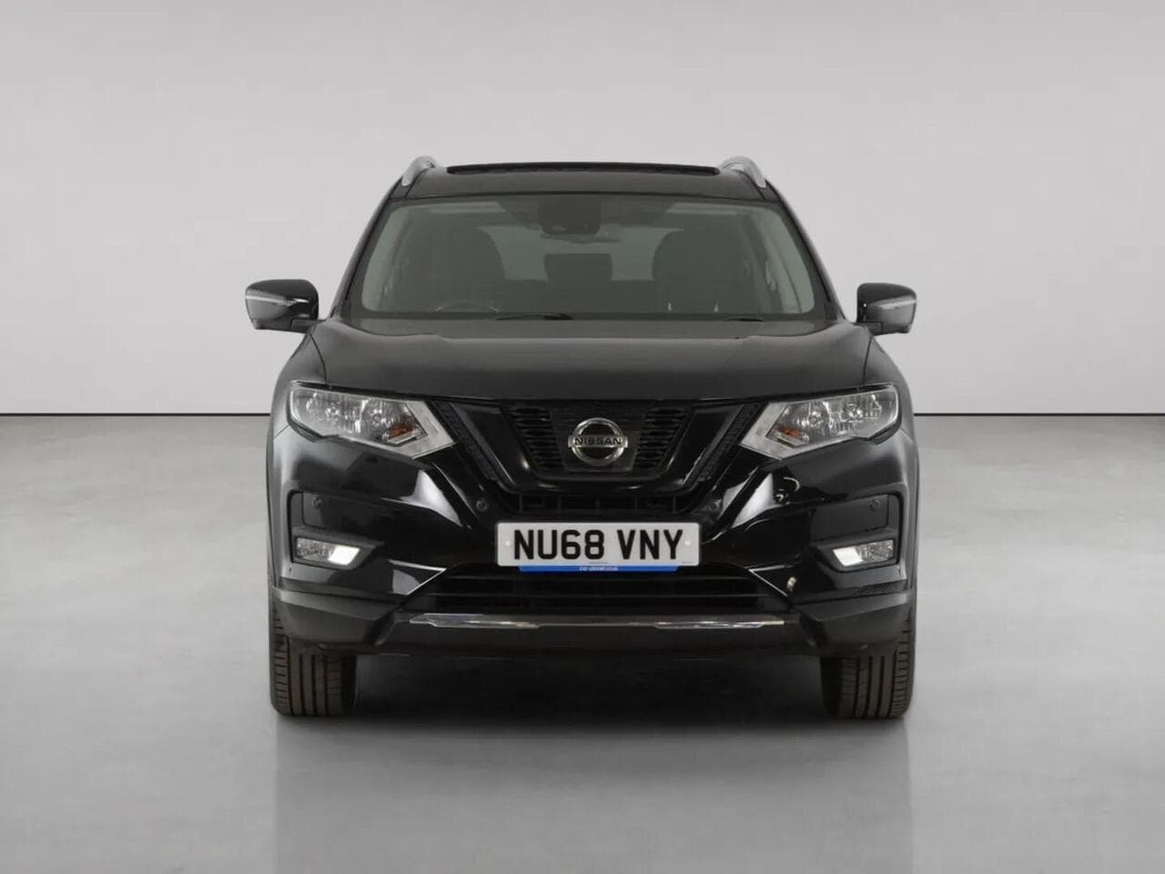 Nissan X-Trail thumbnail Front