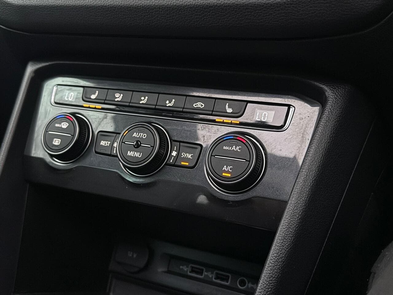 Volkswagen Tiguan thumbnail Misc Controls