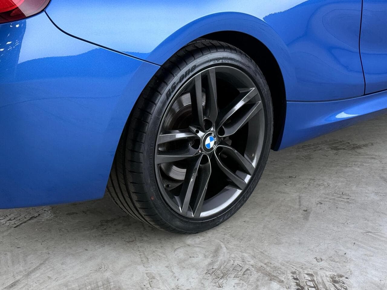 BMW 2 Series thumbnail Wheel