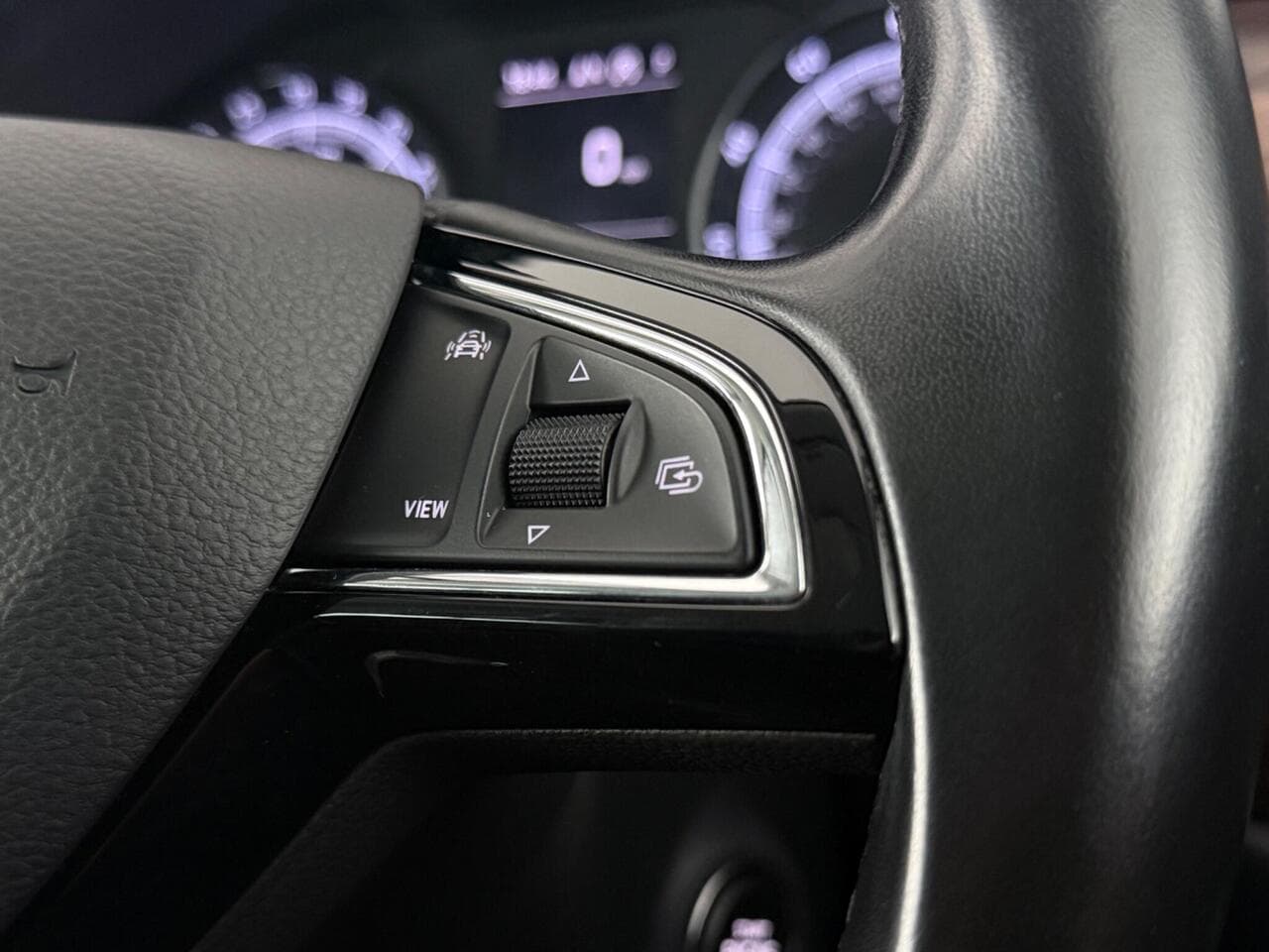 Skoda Kodiaq thumbnail Misc Controls