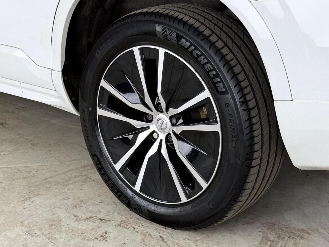 Volvo XC90 thumbnail Wheel