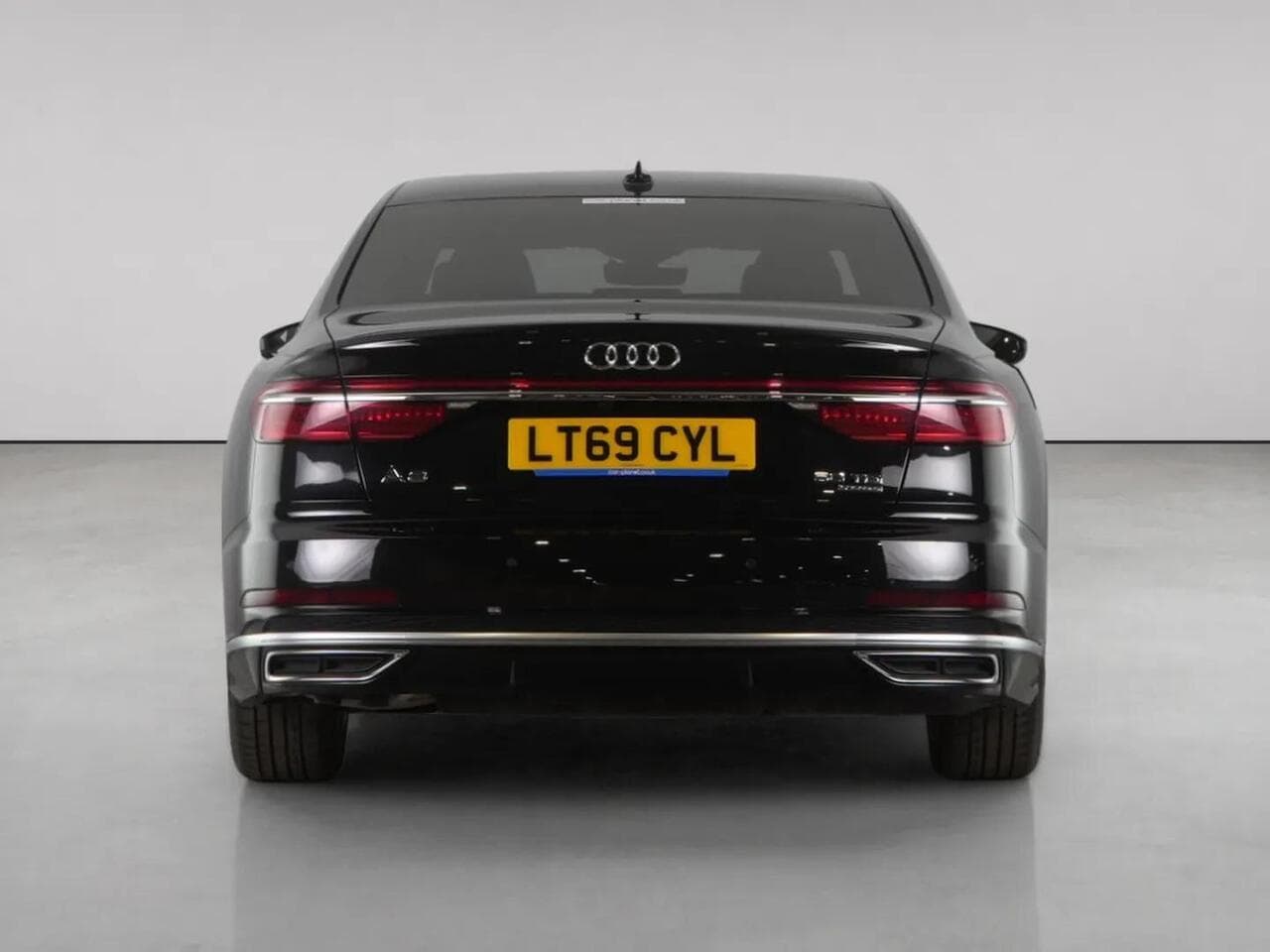 Audi A8 thumbnail Rear
