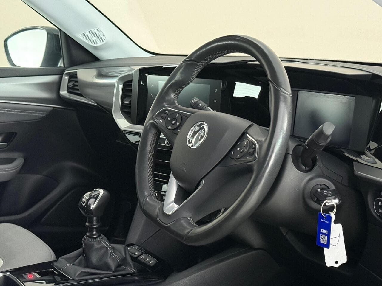 Vauxhall Mokka thumbnail Interior Front
