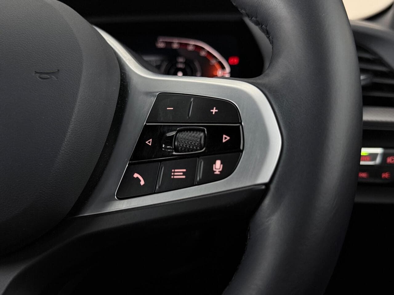 BMW 1 Series thumbnail Misc Controls