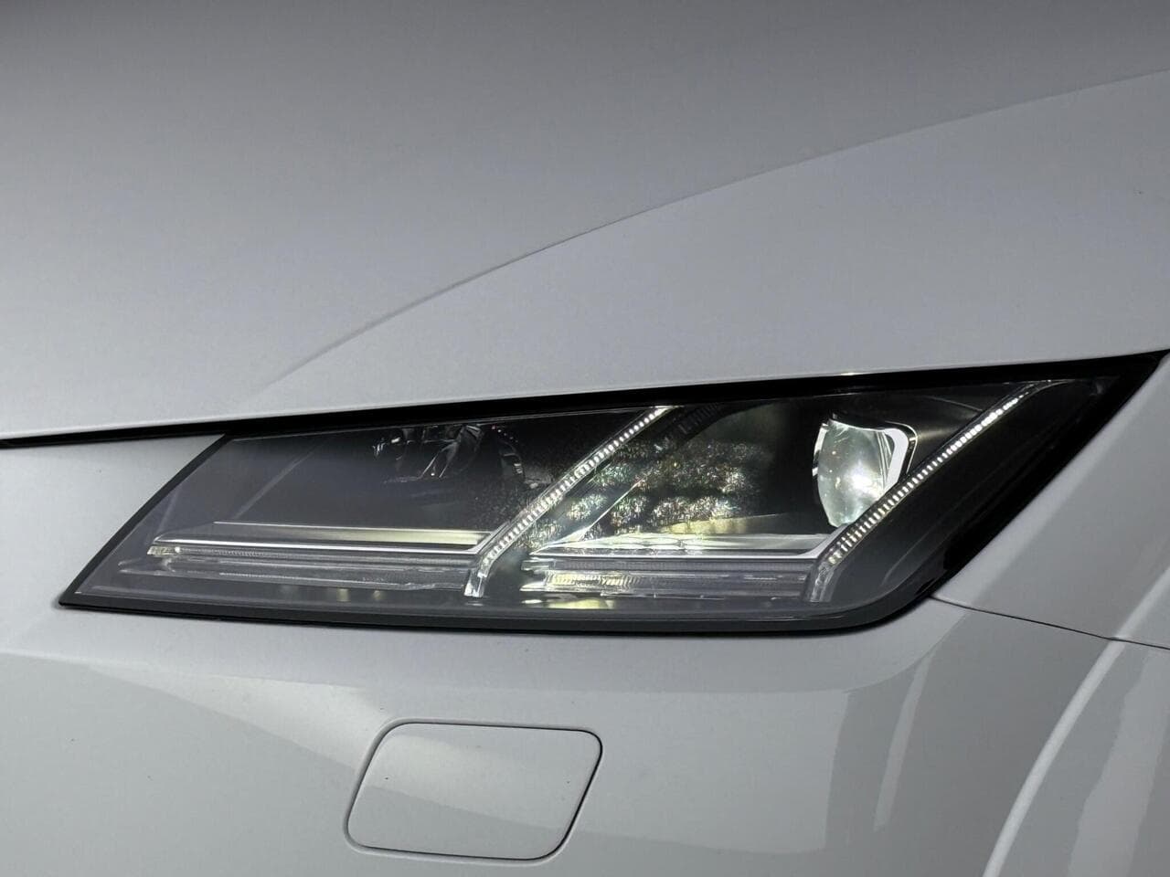 Audi TT thumbnail Lights Front