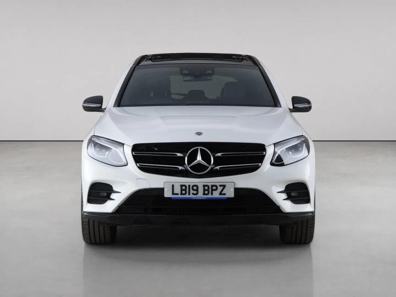 Mercedes-Benz GLC thumbnail Front