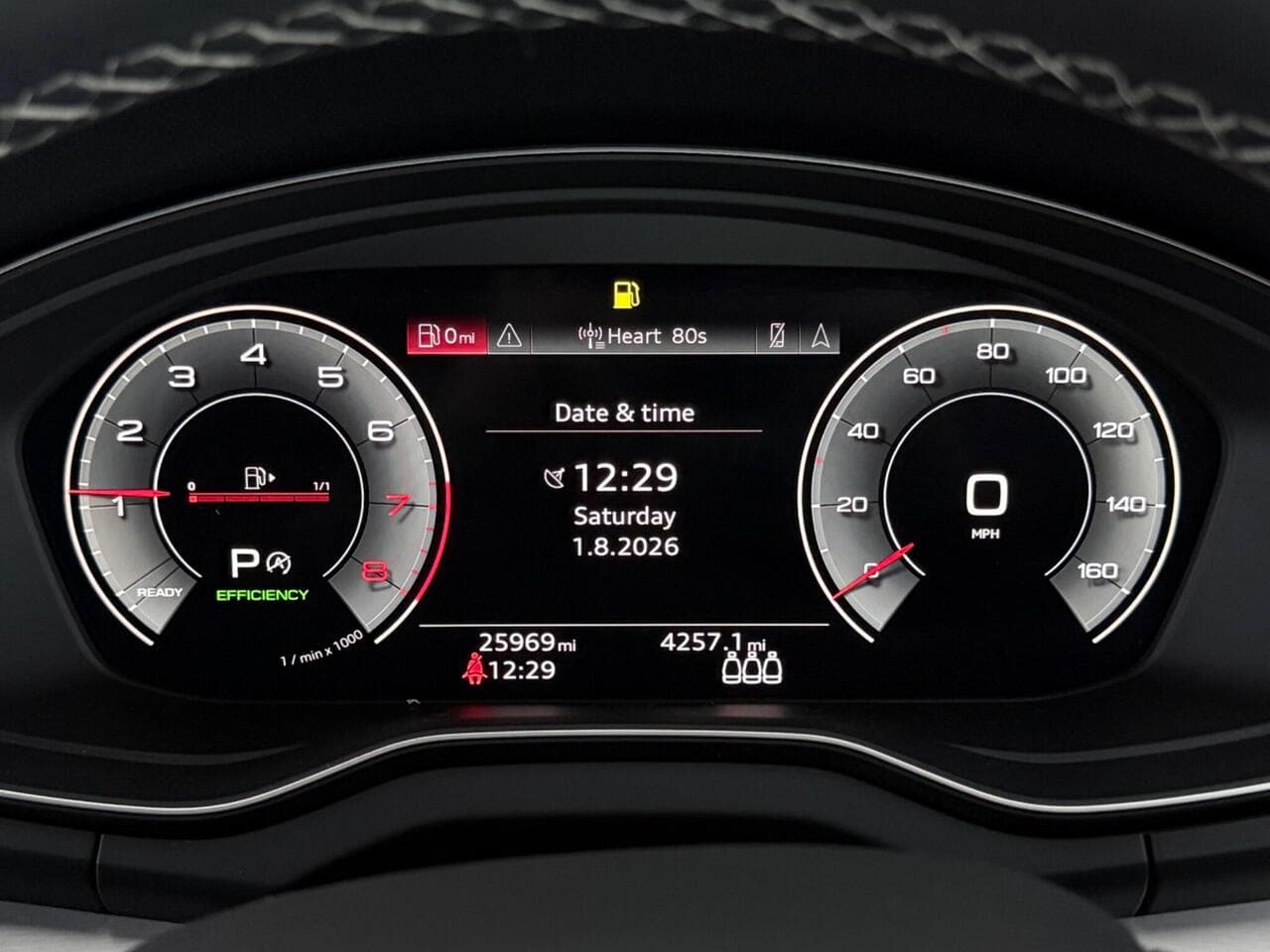 Audi Q5 thumbnail Driver Instruments