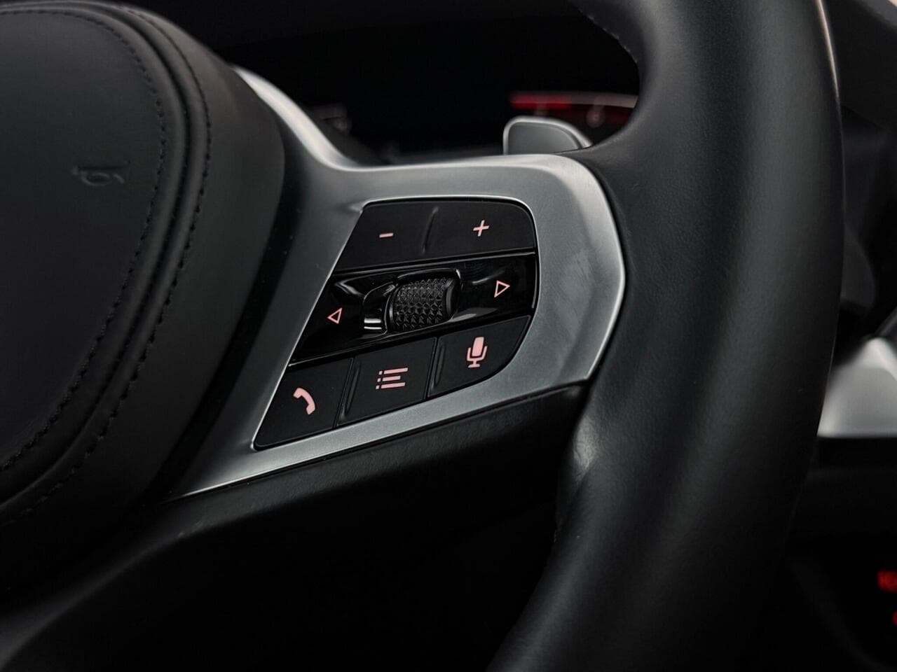 BMW 4 Series thumbnail Misc Controls
