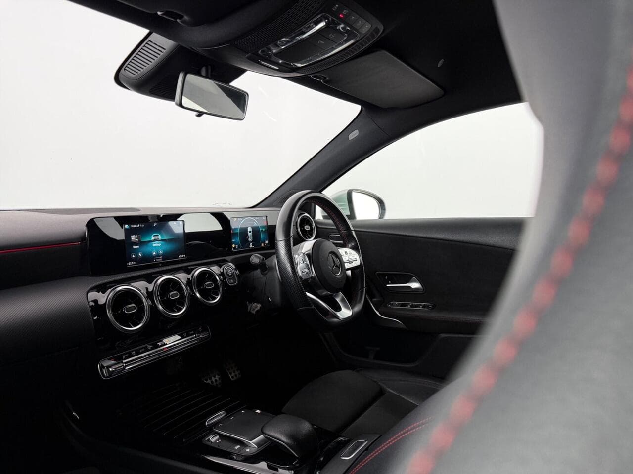 Mercedes-Benz A Class thumbnail Interior Front