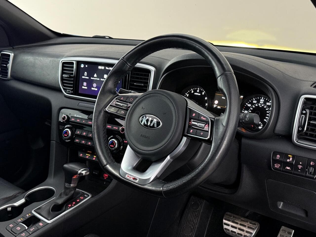 Kia Sportage thumbnail Steering Wheel