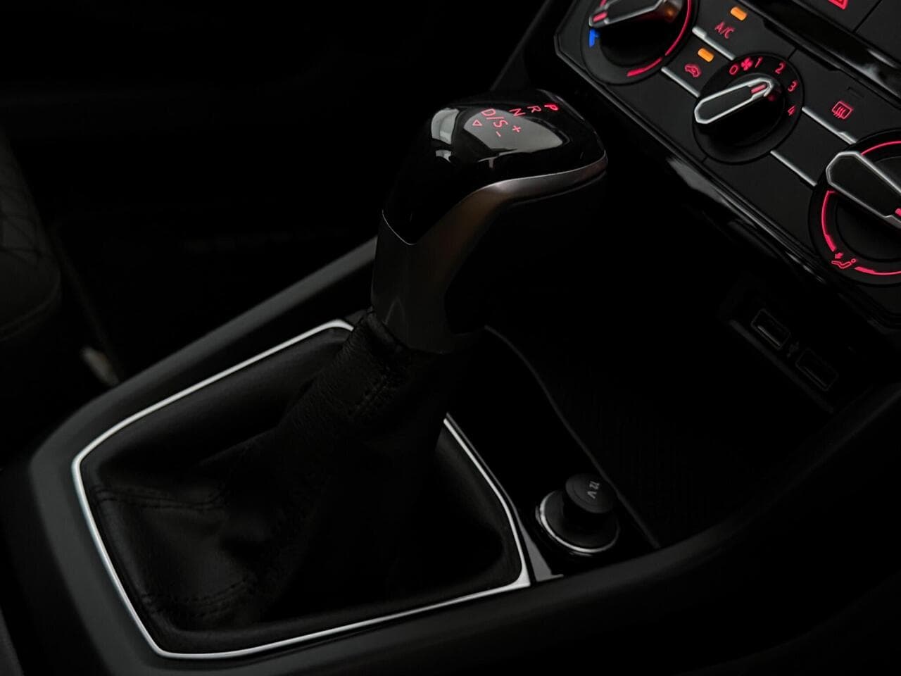 Volkswagen T-Cross thumbnail Inconclusive