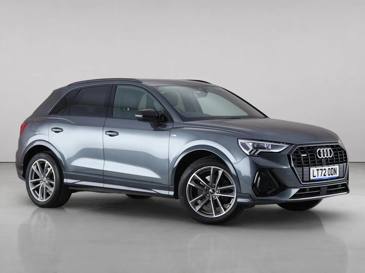Audi Q3 - Audi Q3 2.0 TFSI 40 Black Edition S Tronic quattro Euro 6 (s/s) 5dr
