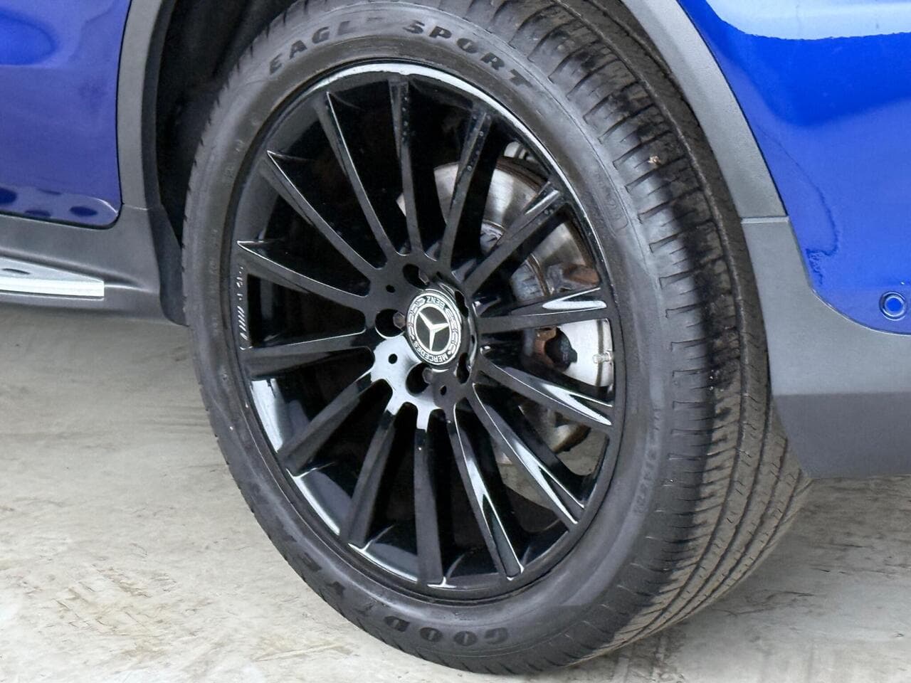 Mercedes-Benz GLC thumbnail Wheel