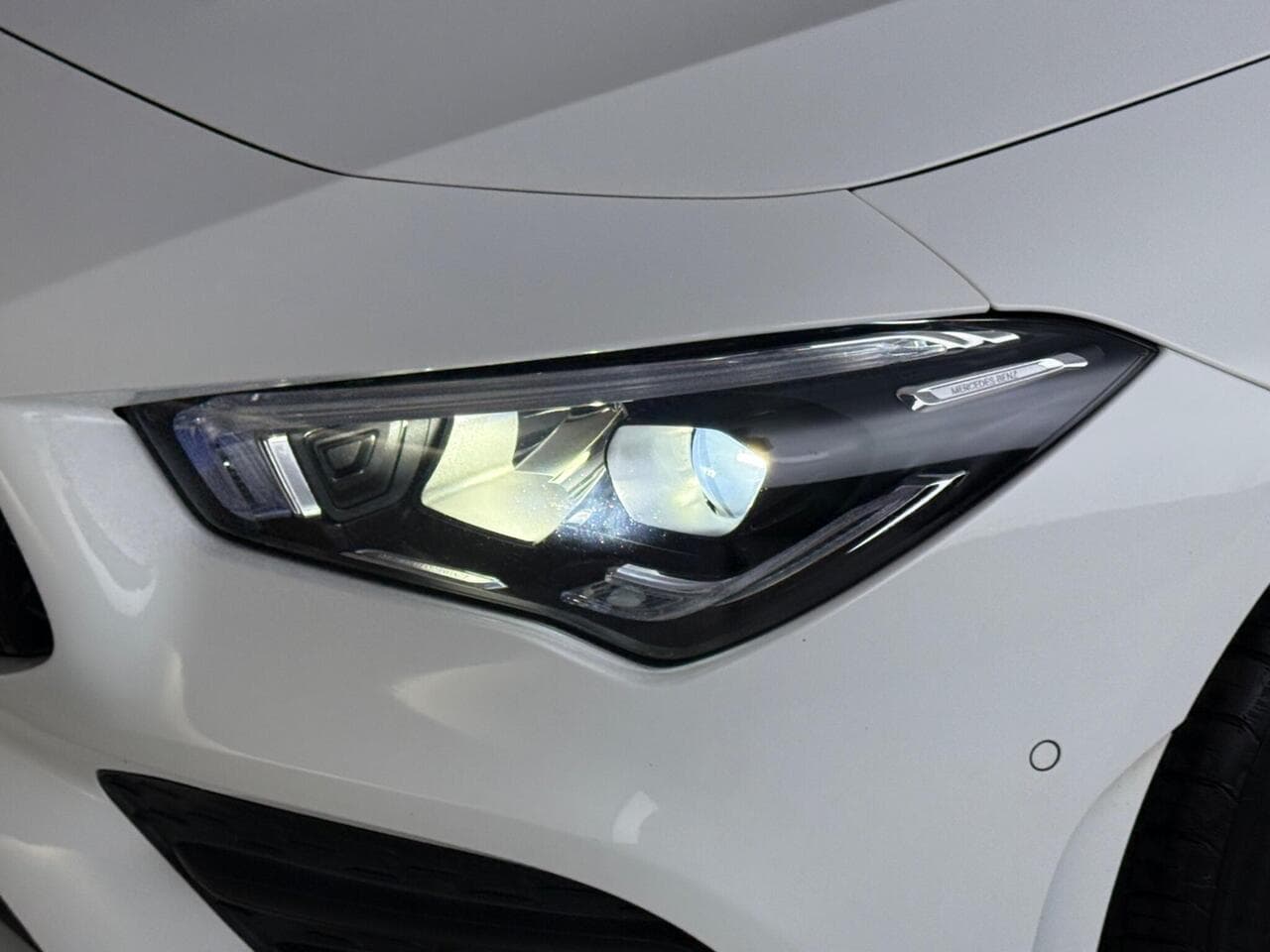 Mercedes-Benz CLA thumbnail Lights Front