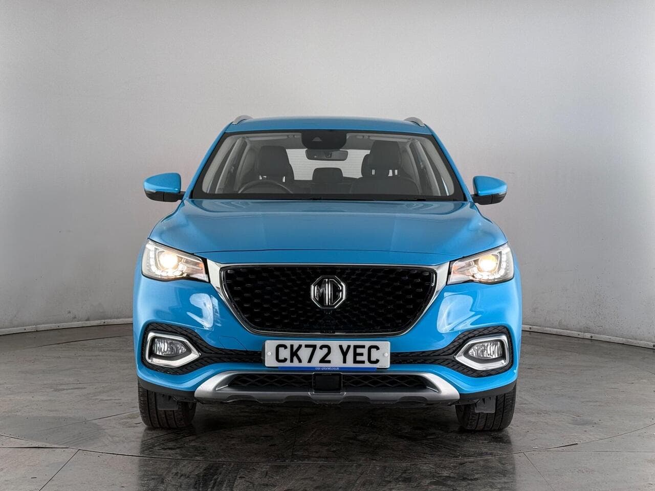 MG MG HS thumbnail Front