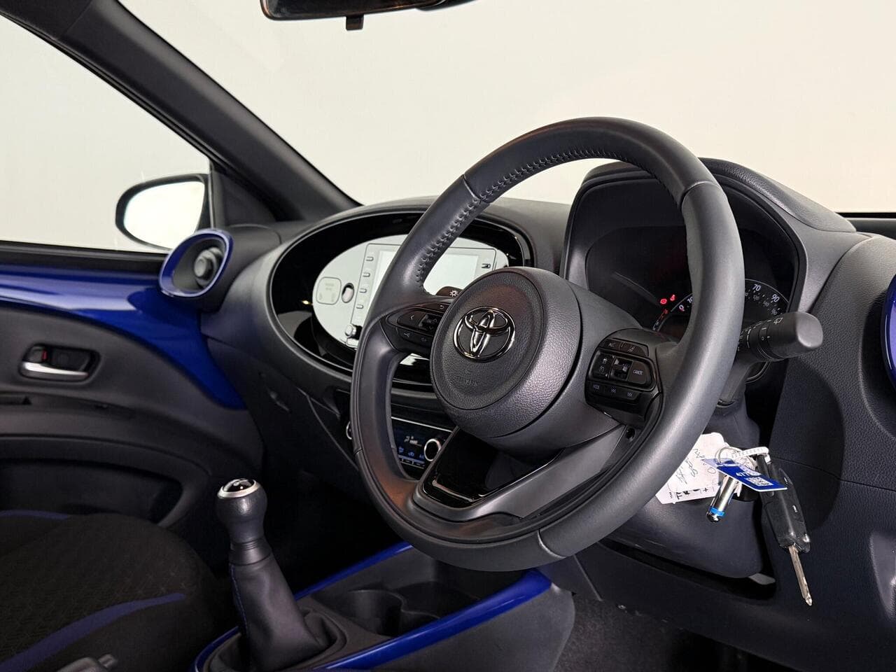 Toyota Aygo X thumbnail Interior Front
