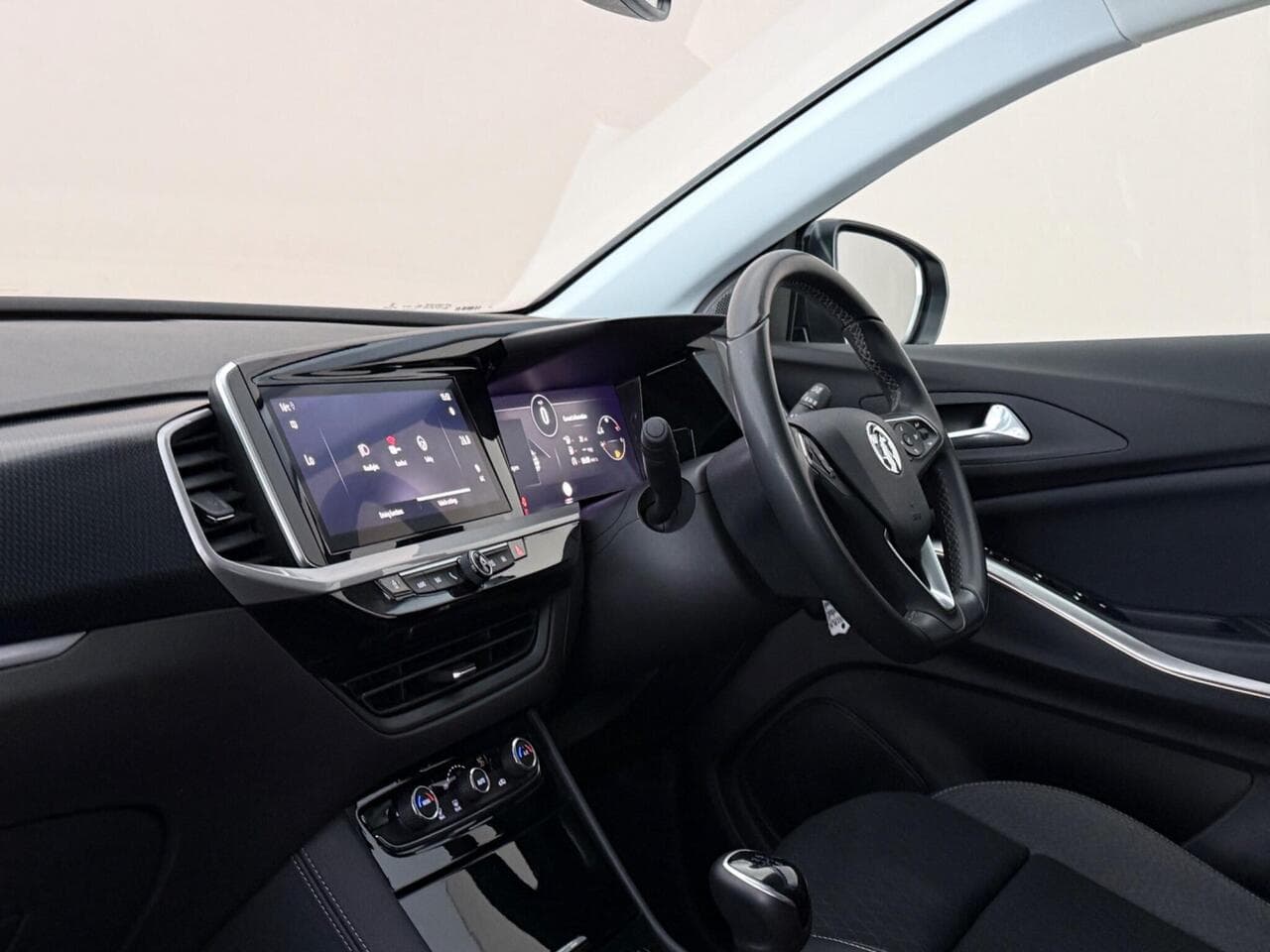 Vauxhall Grandland thumbnail Interior Front