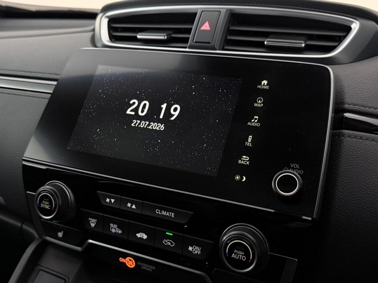 Honda CR-V thumbnail Infotainment System