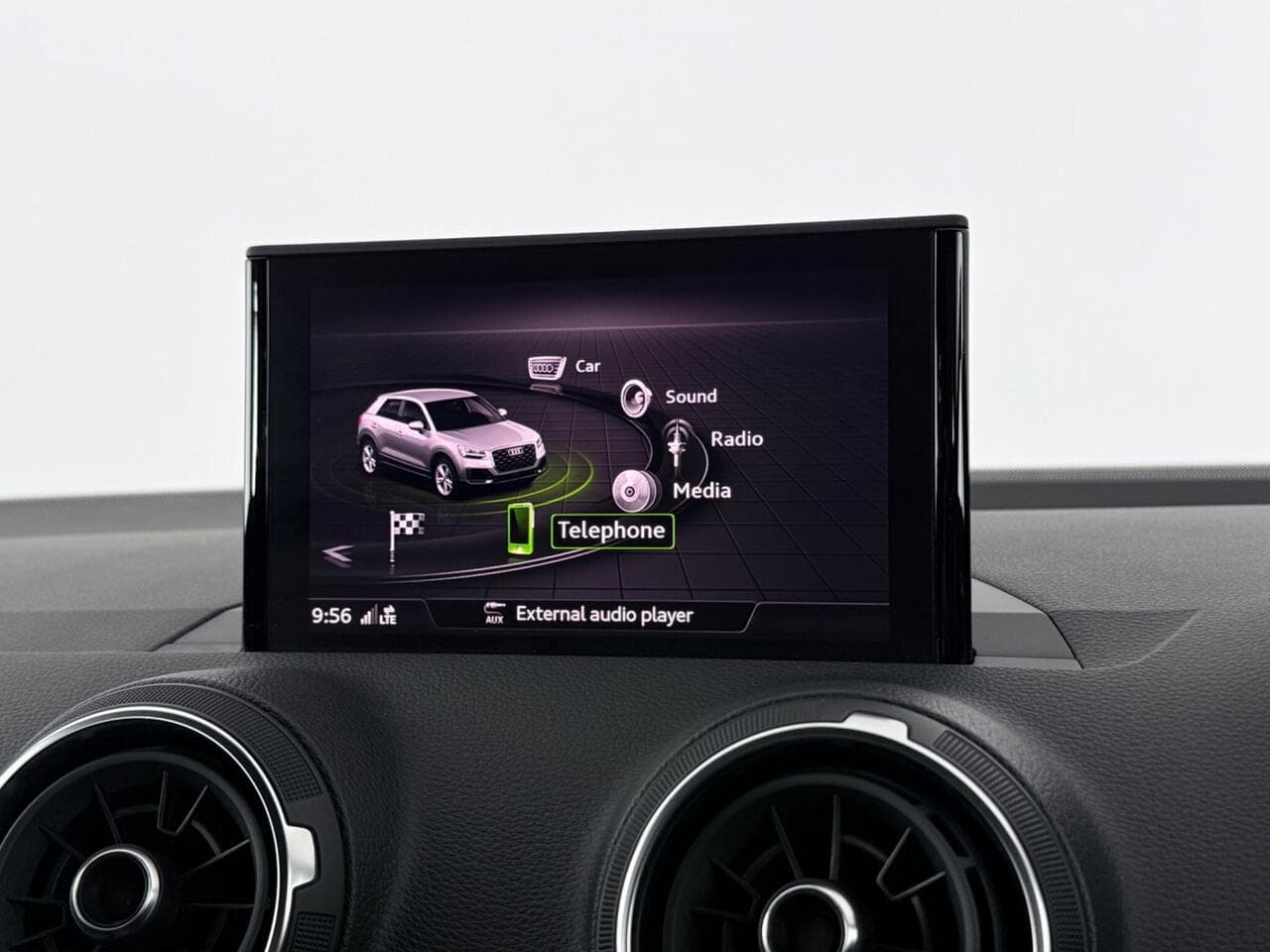 Audi Q2 thumbnail Infotainment System