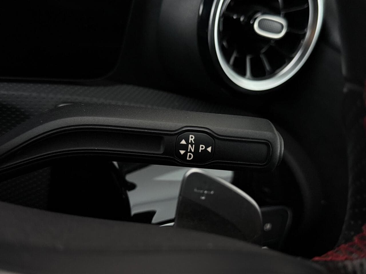 Mercedes-Benz A Class thumbnail Misc Controls