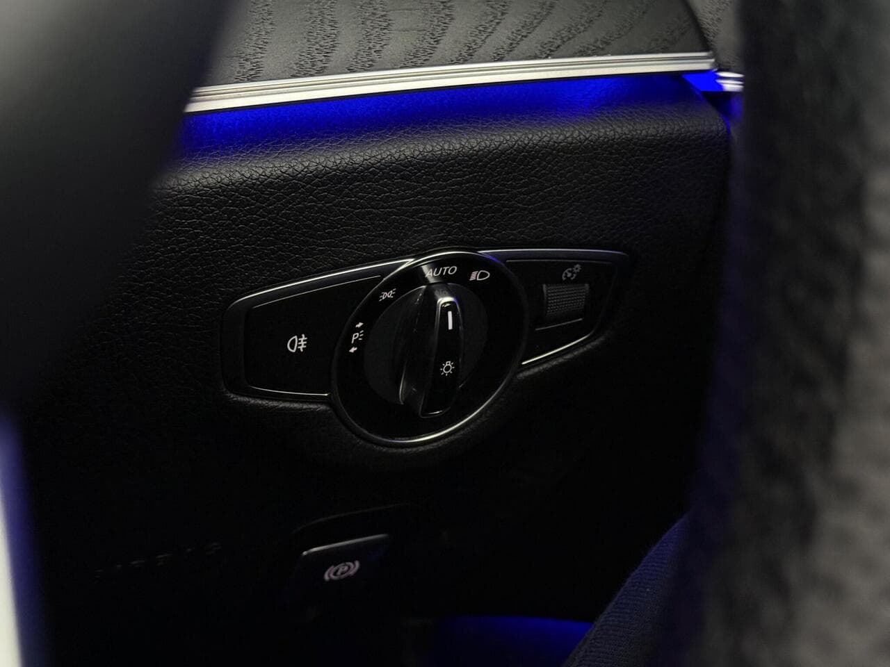 Mercedes-Benz E Class thumbnail Inconclusive