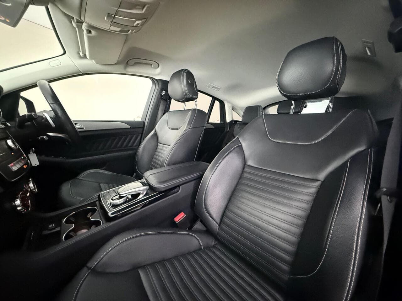 Mercedes-Benz GLE thumbnail Seat Front Passenger