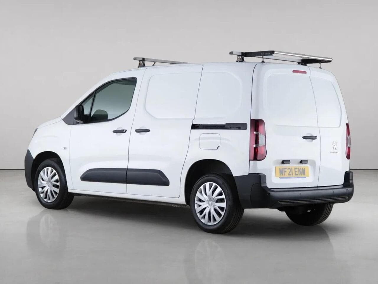 Peugeot Partner thumbnail Rear Left