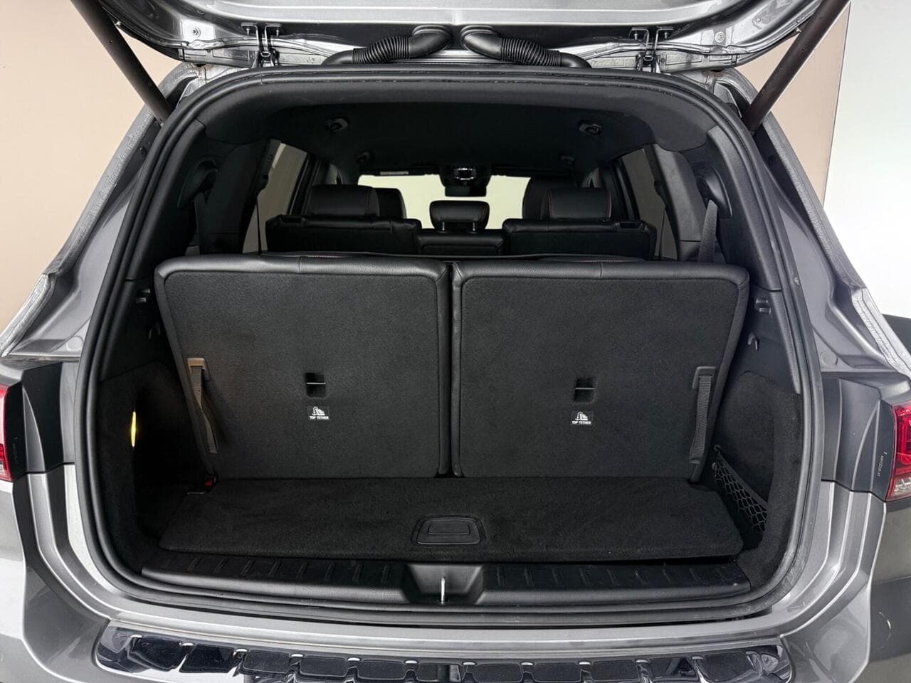 Mercedes-Benz GLB thumbnail Boot