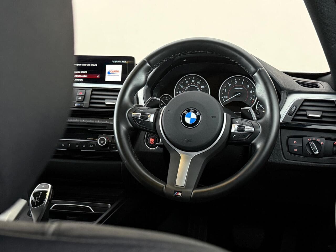 BMW 4 Series Gran Coupe thumbnail Steering Wheel