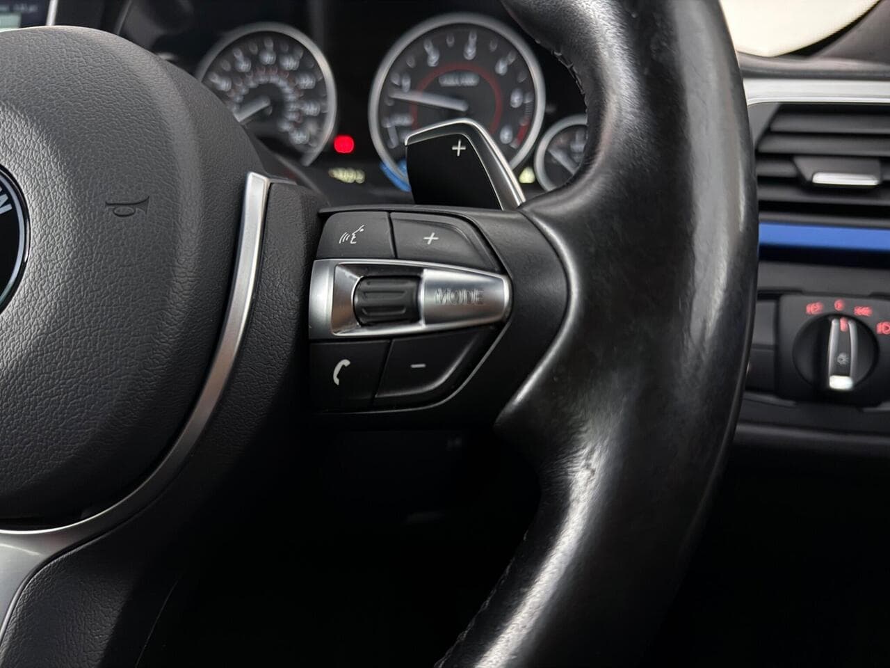 BMW 3 Series thumbnail Misc Controls