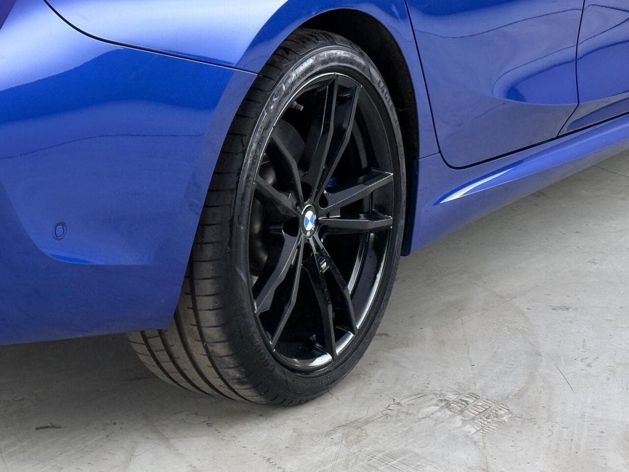 BMW 3 Series thumbnail Wheel