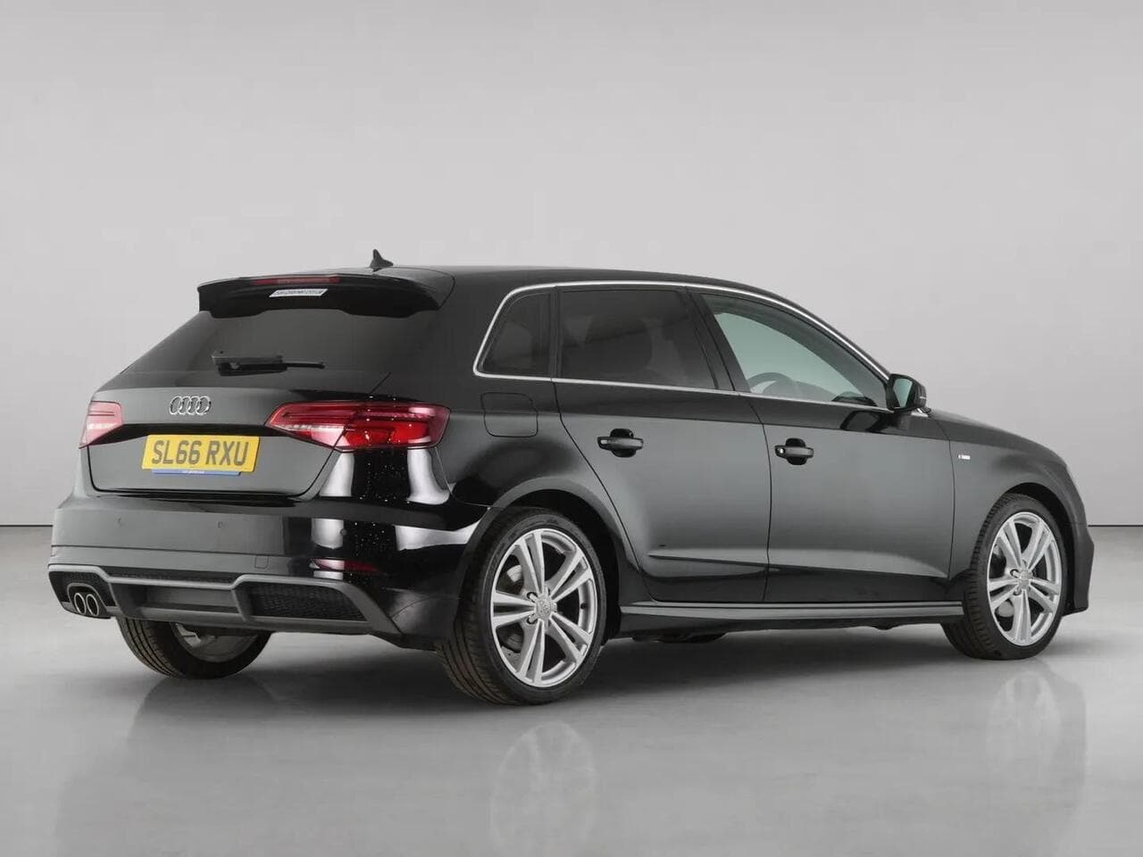 Audi A3 thumbnail Rear Right