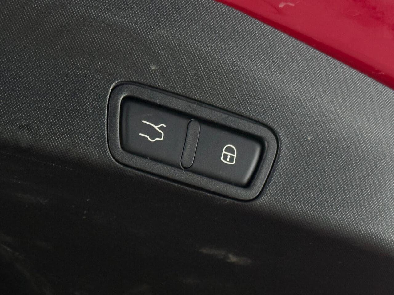 Alfa Romeo Stelvio thumbnail Misc Controls
