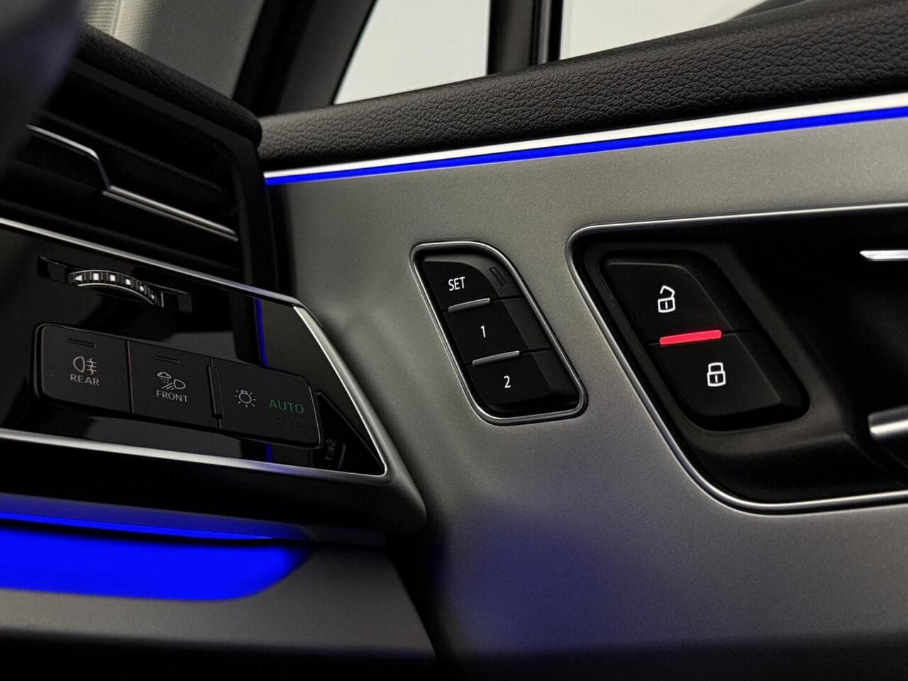 Audi Q7 thumbnail Misc Controls