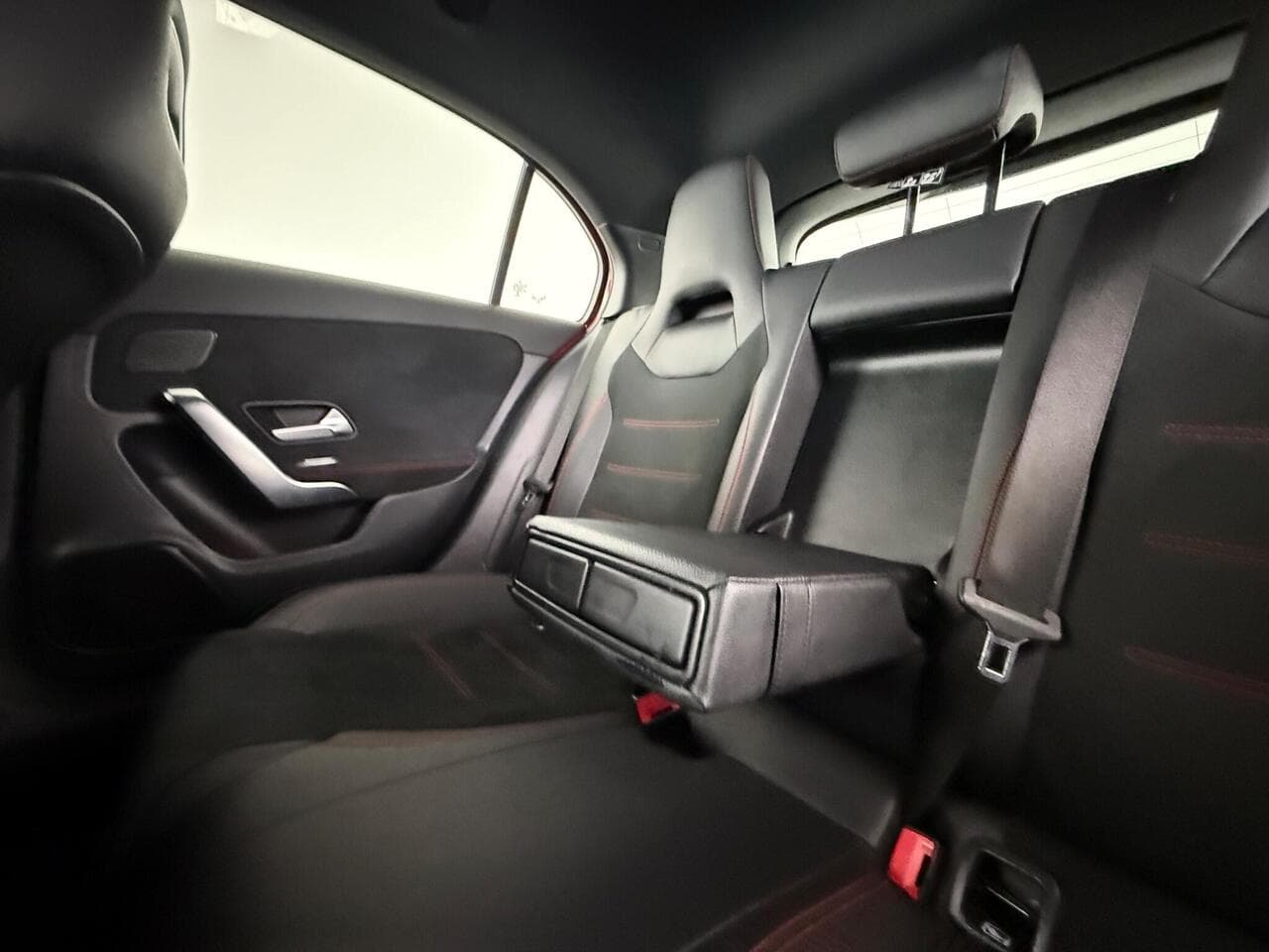 Mercedes-Benz A Class thumbnail Seats Rear
