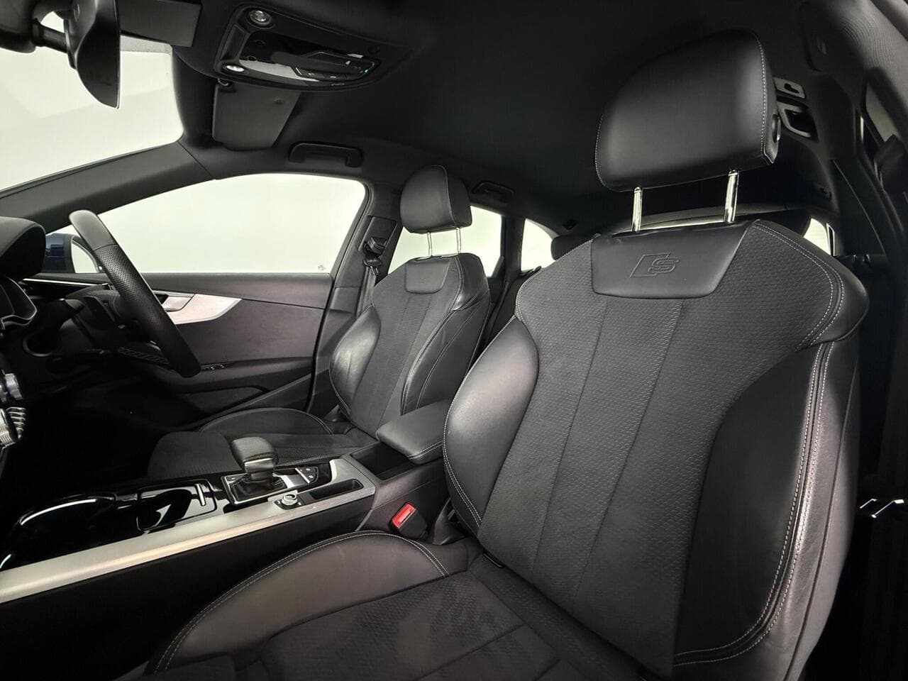 Audi A4 Avant thumbnail Seat Front Passenger