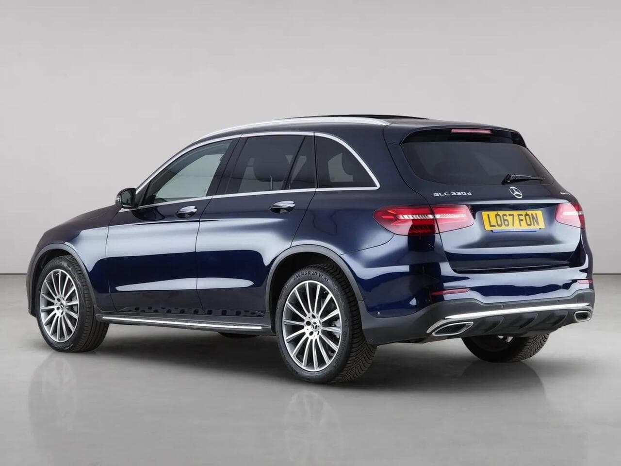 Mercedes-Benz GLC thumbnail Rear Left