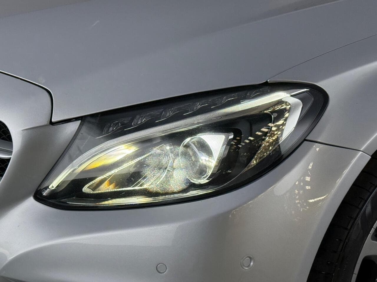 Mercedes-Benz C Class thumbnail Lights Front