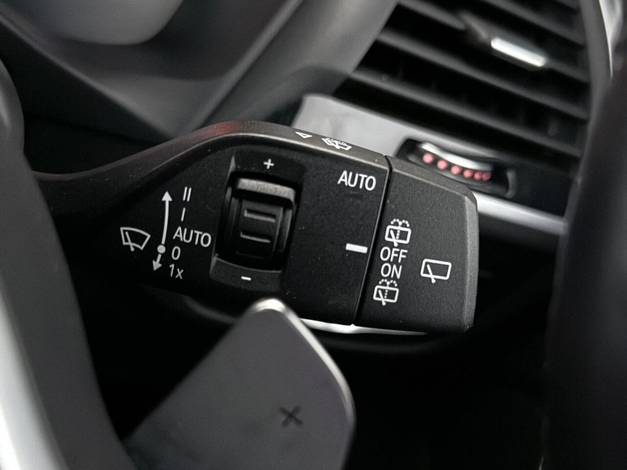 BMW X3 thumbnail Misc Controls