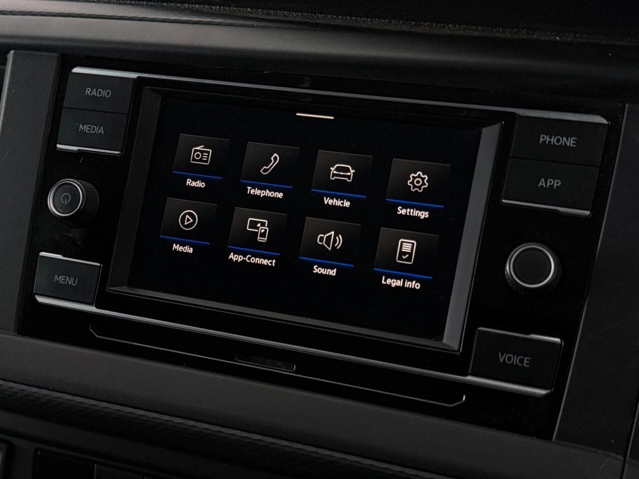 Volkswagen Transporter thumbnail Infotainment System