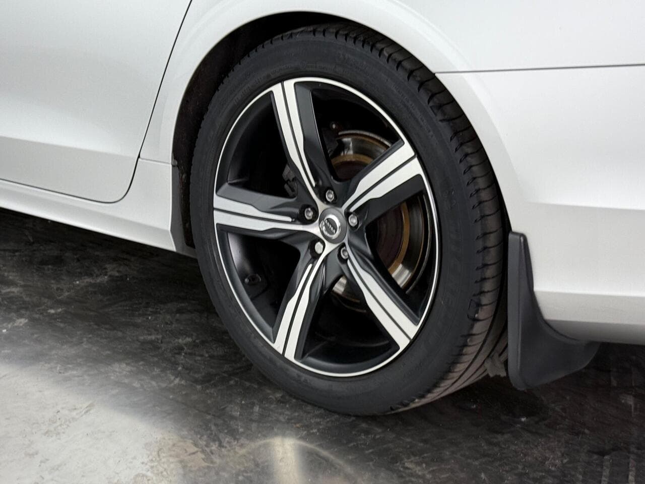 Volvo V90 thumbnail Wheel